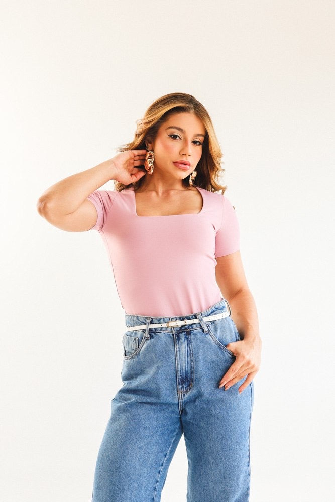 Blusa de manga gola quadrada