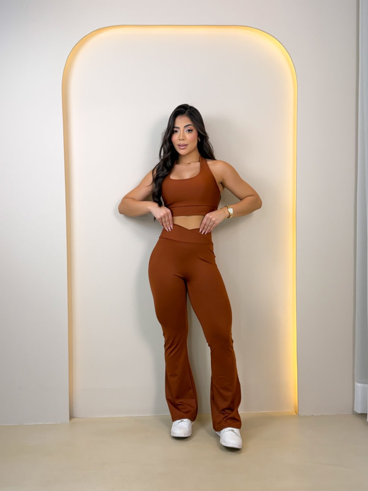 Conjunto Super Fitness Calça Flare